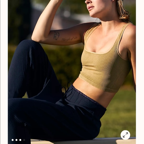 Free People Movement Happiness Runs Square neck - Picture 1 of 8